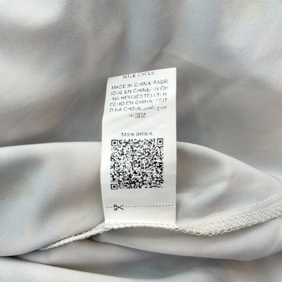 Dazy Soft Watercolor Floral Blouse – Women’s Small S - Picture 8 of 8